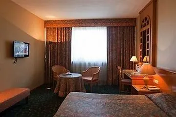 Hotel Eco Diamond